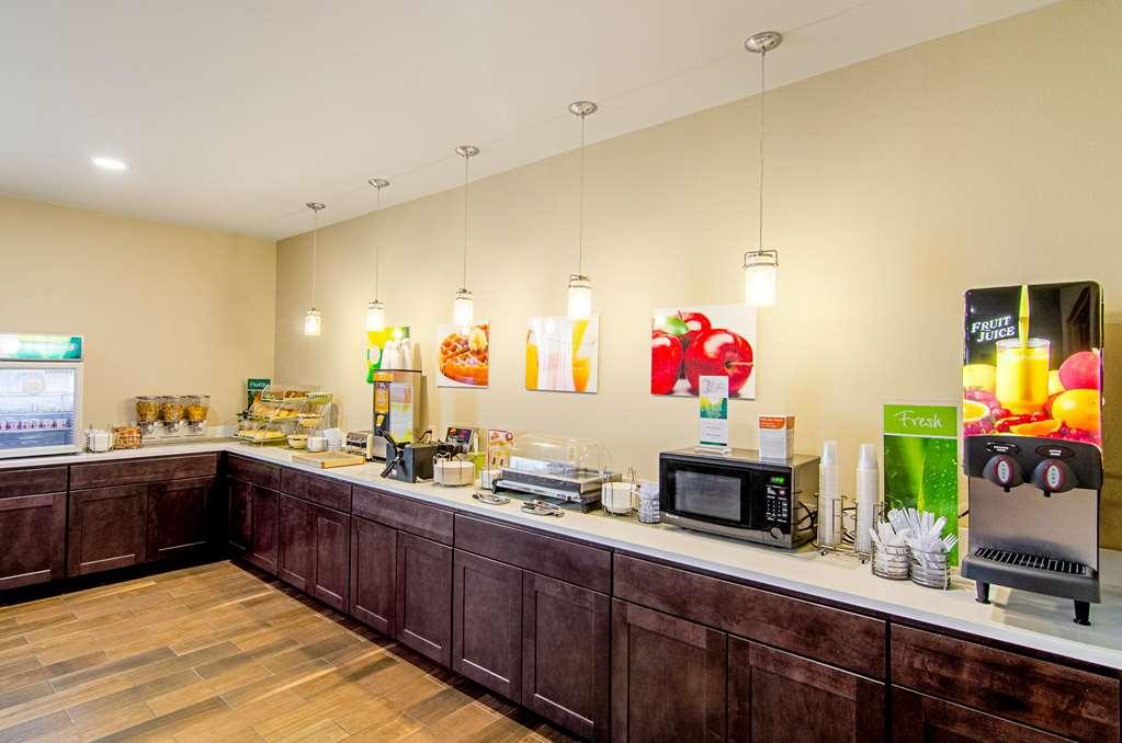 Quality Inn & Suites Near Tanger Outlet Mall Gonzales Restaurante foto